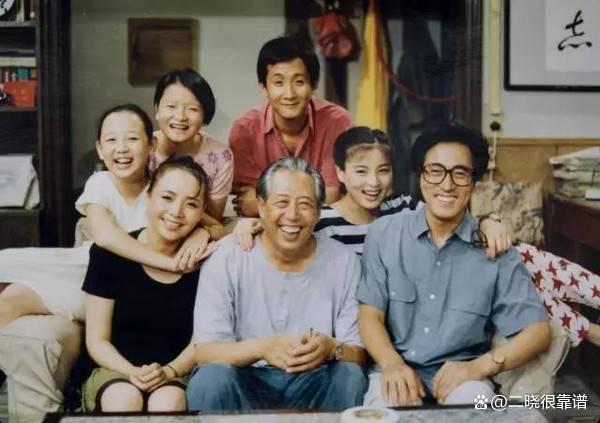 我爱我家电视剧，小巷深处的特色小店故事