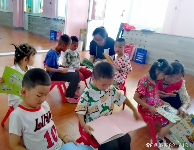 探索自然之旅，驴的故事揭示内心平静之美