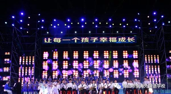 科技重塑夜生活，化德最新小姐一条街的前沿体验